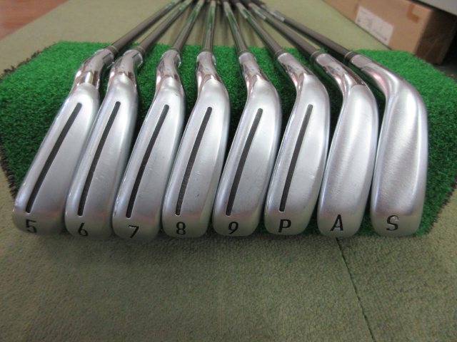 美品QIアイアンセット 4本セット 7-P シャフトNSPRO820 R 楽天市場
