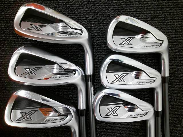 ゼクシオX2024アイアンアッタスFF