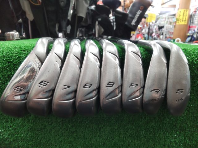 ROCKETBALLZ RB-55(JP) 8S テーラーメイド アイアンセット クラブ詳細