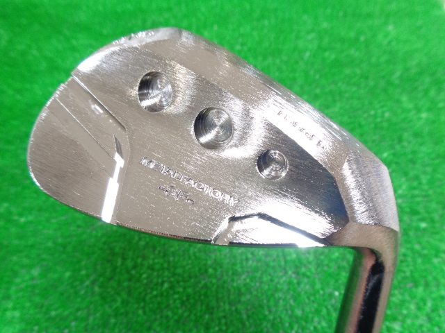 ���^���t�@�N�g���[