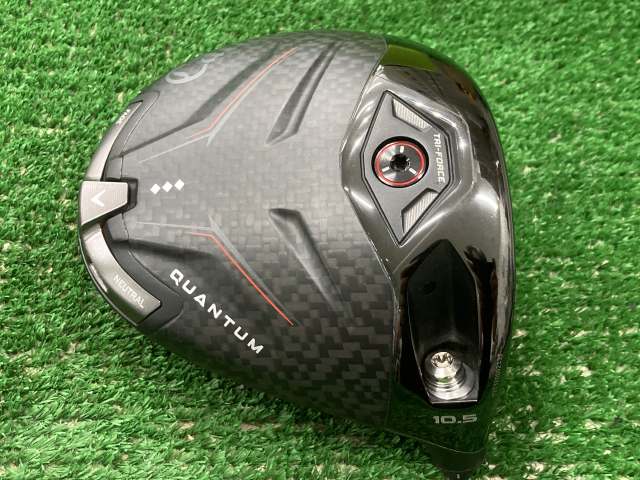 【中古美品】QUANTUM ♦︎♦︎♦︎ドライバー 10.5度　ヘッドのみ QUANTUM ◇◇◇ ヘッドのみ キャロウェイ ドライバー クラブ詳細｜中古