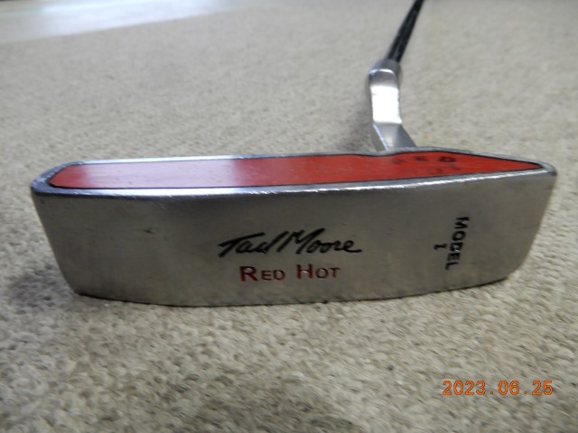 Tad　Moore　タッドモア　REDHOD　レッドホット　メンズゴルフパター　スチール　右利き用　PT　ピン型　34インチ　525g Tad Moore RED HOT MODEL1 スチール シャフトバンド無し
