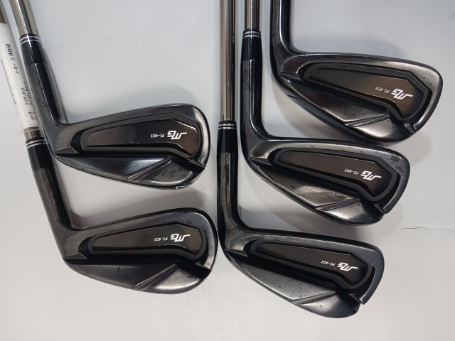 MG P1-401 ブラックアイアンセット 7本 MG P1-401 ブラックアイアンセット 7本