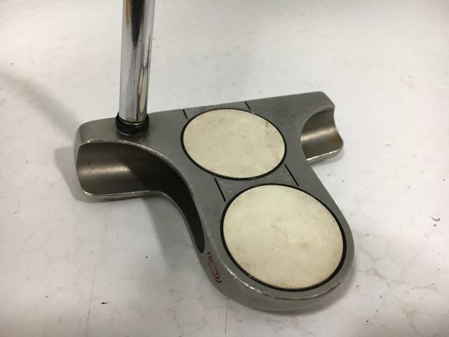 値下げ‼️グリップ新品交換済‼️オデッセイ・2ボールSRTパター（中古品） パター オデッセイ ホワイト スチール 2-BALL SRT パター