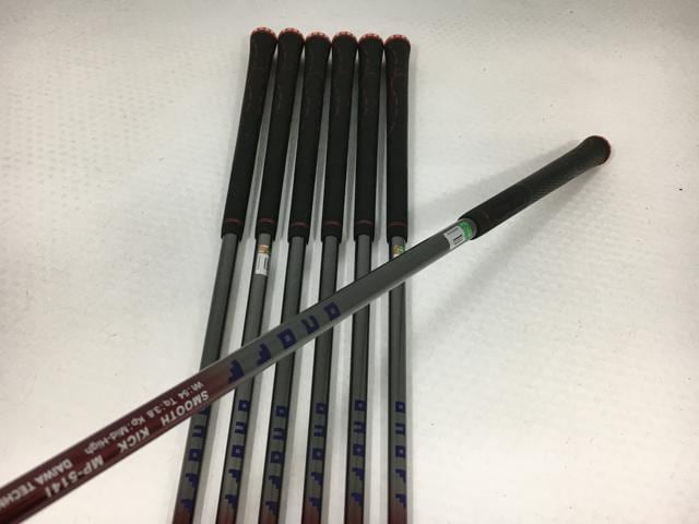 コブクロ　2011年ライブのピックと銀テープ コブクロ 2011年ライブのピックと銀テープ