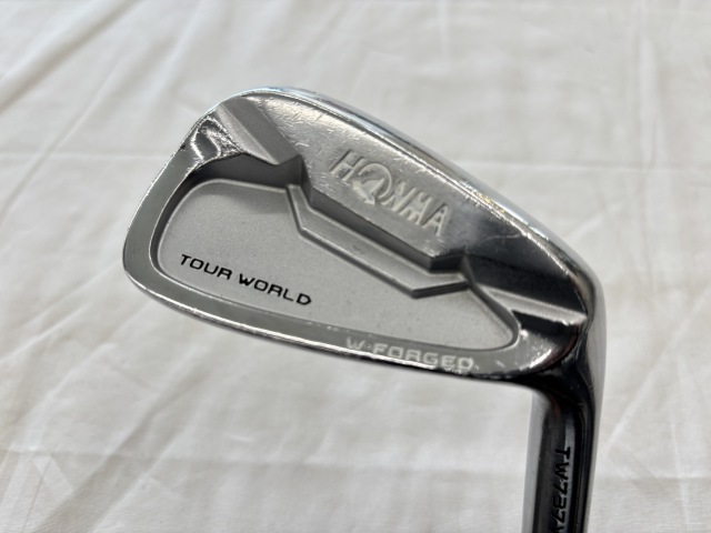 TOURWORLDTW737