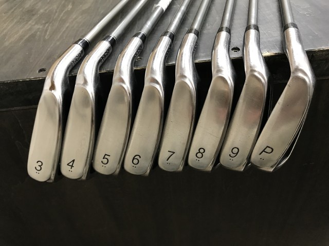 レフティ:PRGR GN502 カーボンシャフト アイアンセット 6本➕オマケ付 プロギア GN502 メンズゴルフクラブ アイアンセット