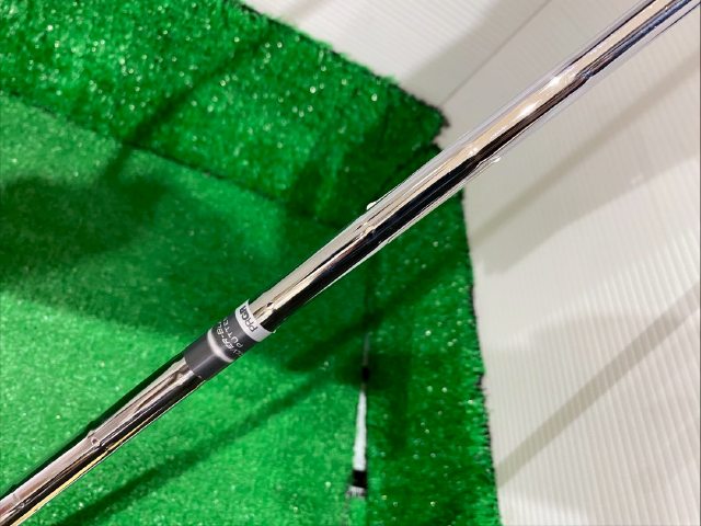 Silver-Blade FF-B 01 オリジナルスチール プロギア パター クラブ詳細