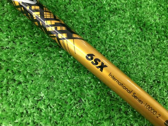 The ATTAS V2ゴールド6Sタイトリストスリーブ 1W THE ATTAS V2 GOLD ver 6SX 44インチ タイトリストスリーブ USTマミヤ