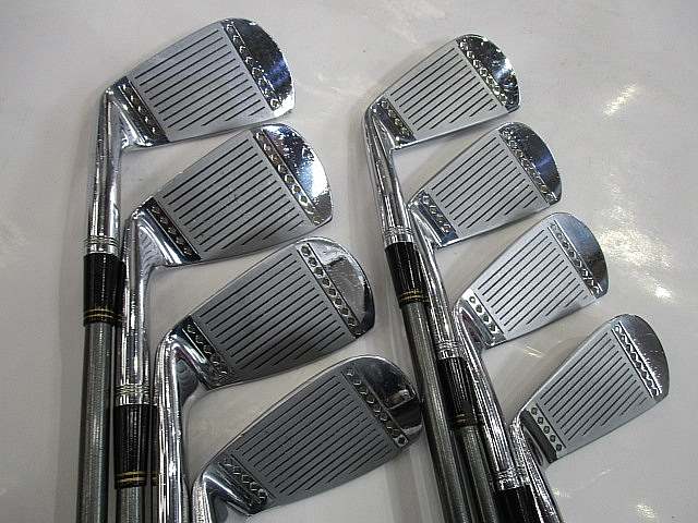 スポルティング赤トップアイアン・復刻品 スポルディング 赤トップ (復刻版) - ゴルフデータベース