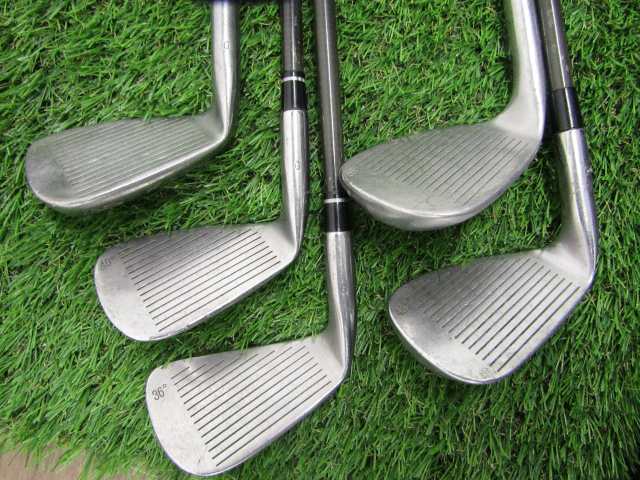 シルバースコット845sゴルフクラブセット一式。Srixon ゴルフバッグ シルバースコット845sゴルフクラブセット一式。Srixon ゴルフバッグ