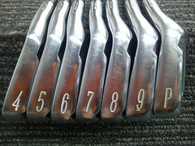 希少 ロマロ RD TOUR FORGED メンズ ゴルフ 4番アイアン 単体 マキロイが謎に包まれた“プロトタイプ”4番アイアンにスイッチ