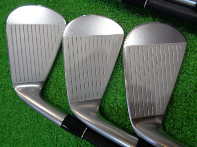 スリクソンZXi5 TRAVIL IRON 95 ダンロップ アイアンセット クラブ詳細